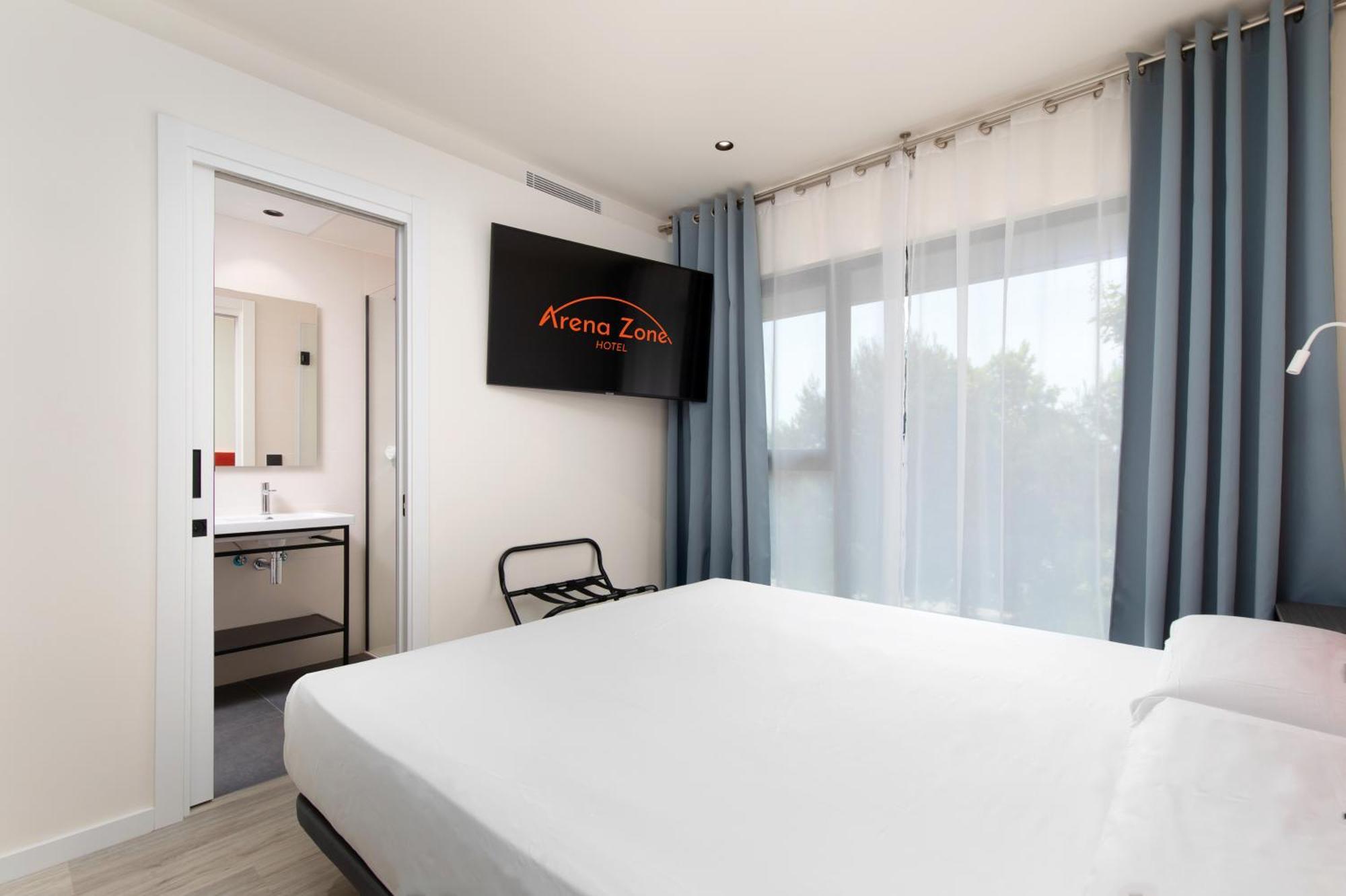 Arena Zone Hotel Valencia Ngoại thất bức ảnh